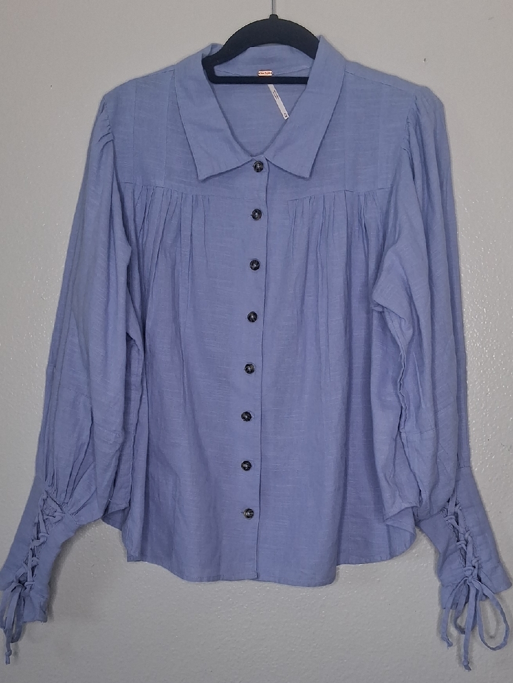 Free People Kiss Kiss Laced Cuff Blouse Lavender Blue Button-Front Peasant M